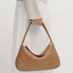 Massimo Dutti има одлична нова колекција на чанти